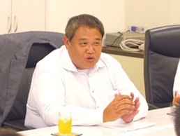 物流部部長　増田氏